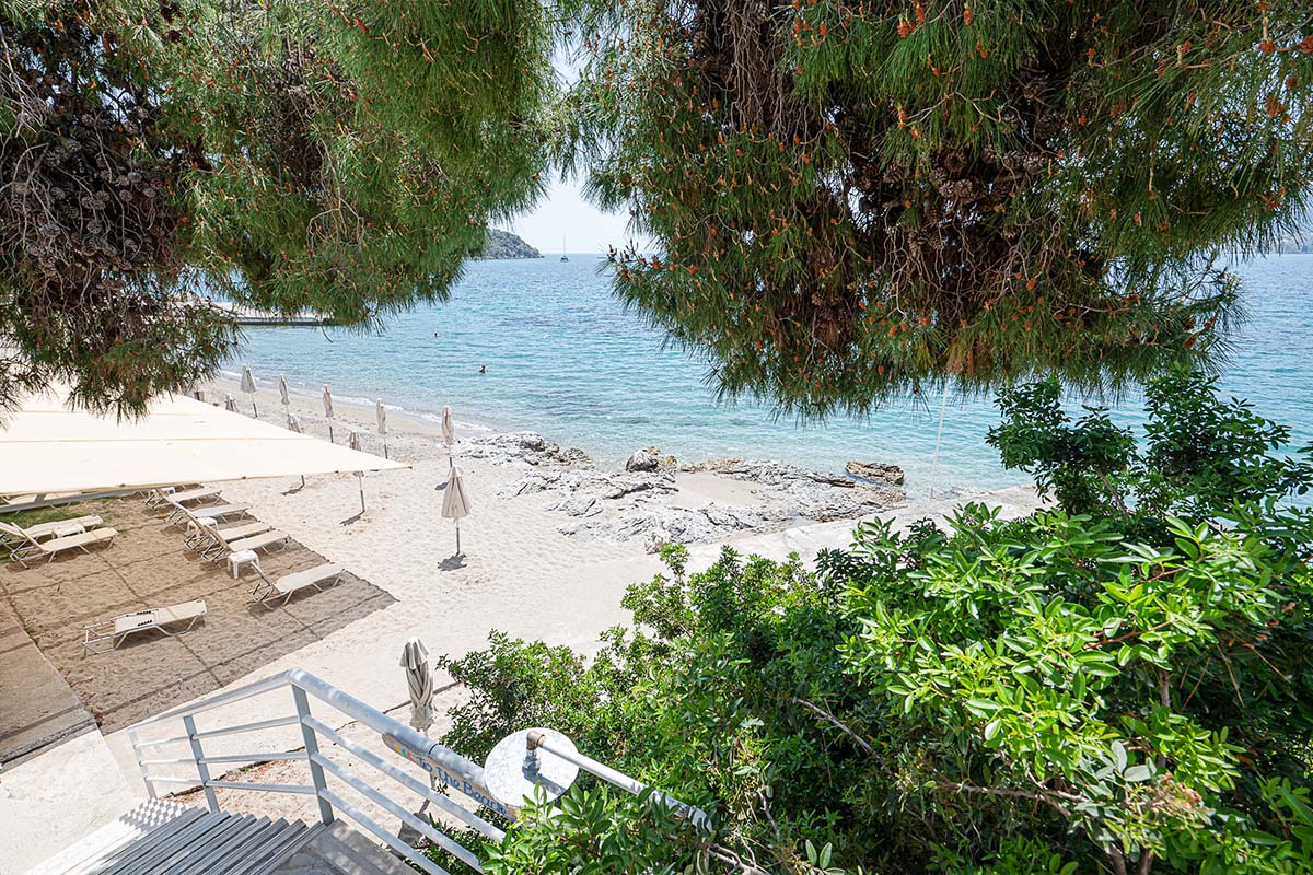Golden View Beach Hotel Poros